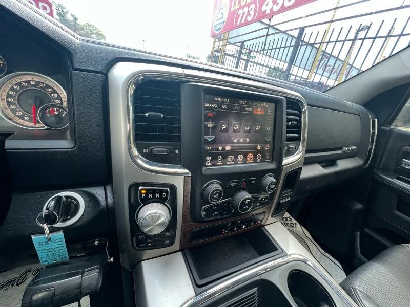 RAM 1500 Laramie Crew Cab SWB 4WD 2017