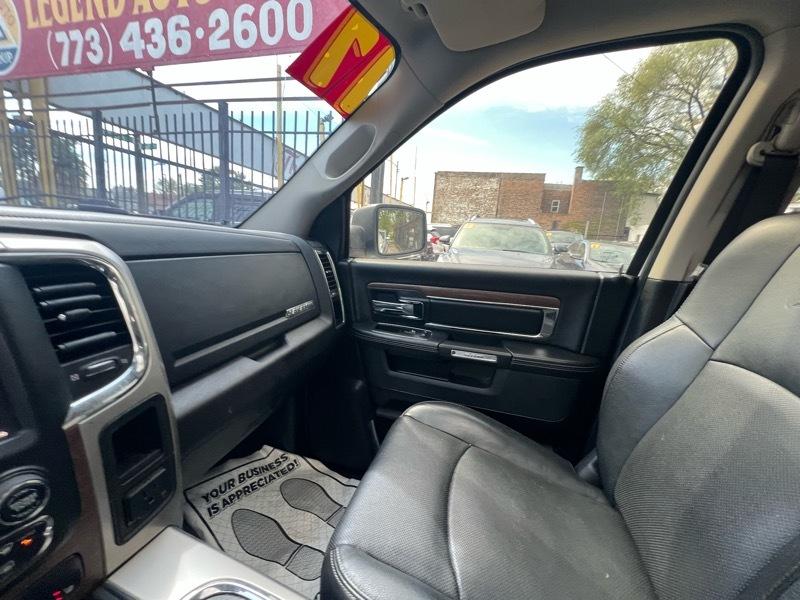 RAM 1500 Laramie Crew Cab SWB 4WD 2017