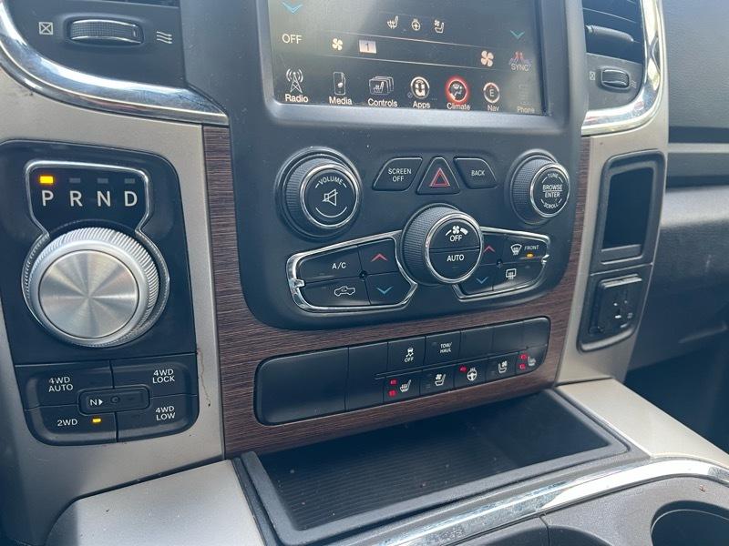 RAM 1500 Laramie Crew Cab SWB 4WD 2017