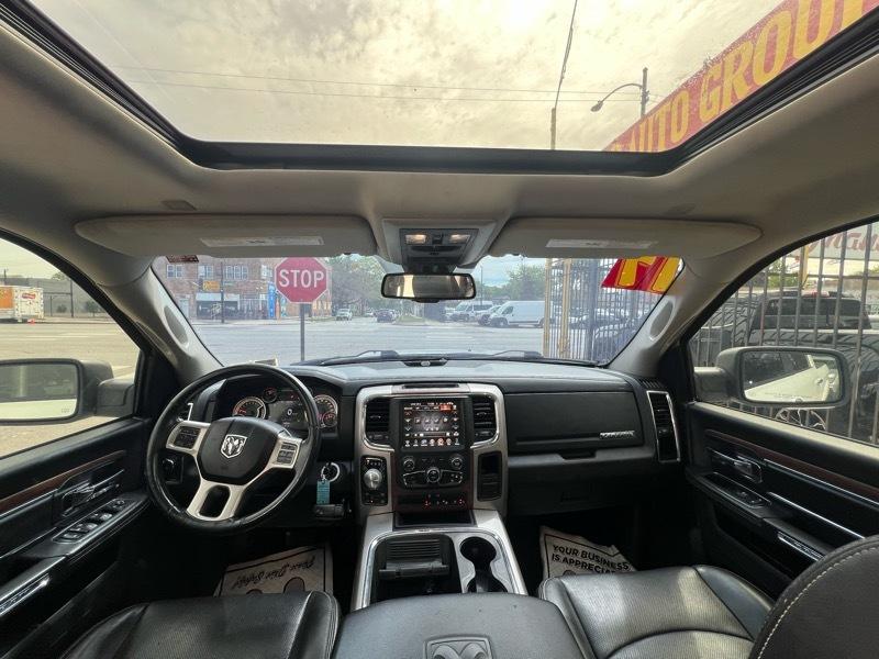 RAM 1500 Laramie Crew Cab SWB 4WD 2017