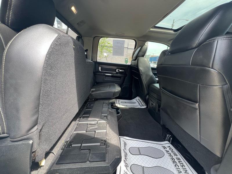 RAM 1500 Laramie Crew Cab SWB 4WD 2017