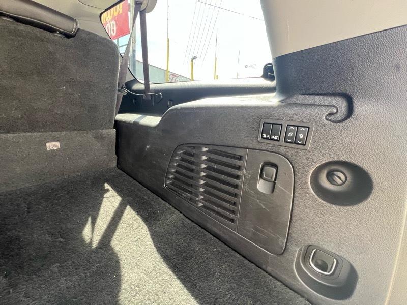 GMC Yukon Denali XL 4WD 2015
