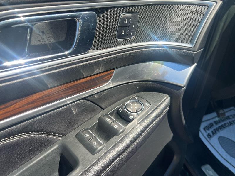 Ford Explorer Limited 4WD 2017