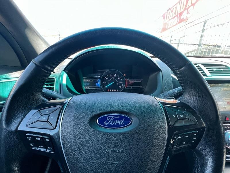 Ford Explorer Limited 4WD 2017