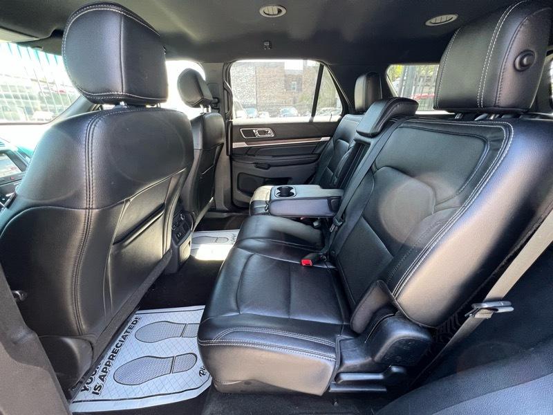 Ford Explorer Limited 4WD 2017