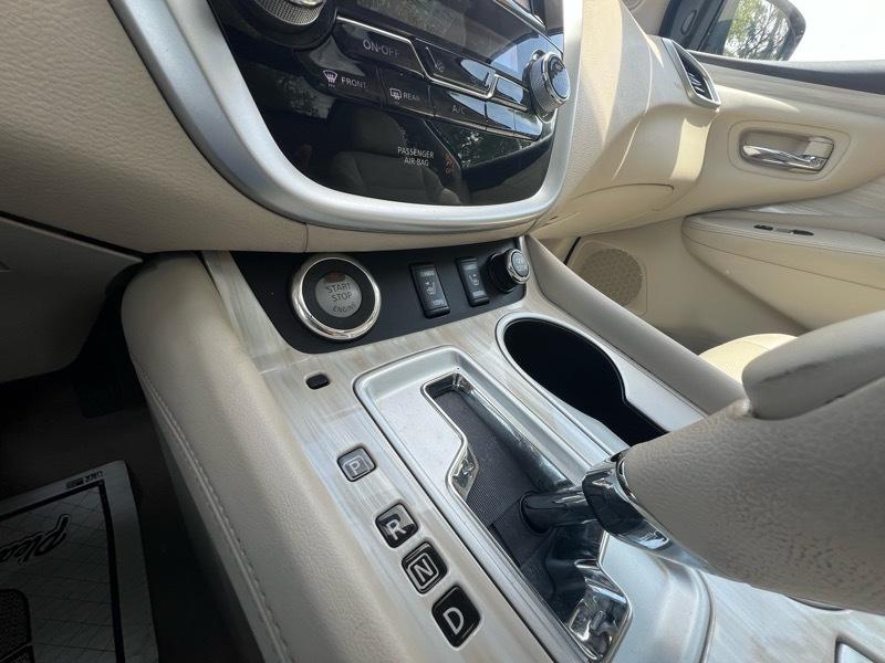 Nissan Murano SV AWD 2015