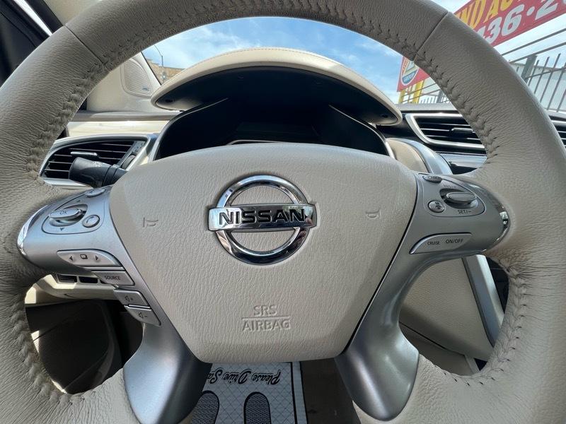Nissan Murano SV AWD 2015