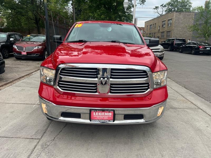 RAM 1500 SLT Quad Cab 4WD 2016