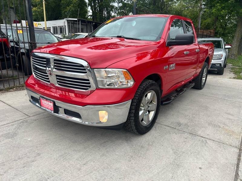 RAM 1500 SLT Quad Cab 4WD 2016