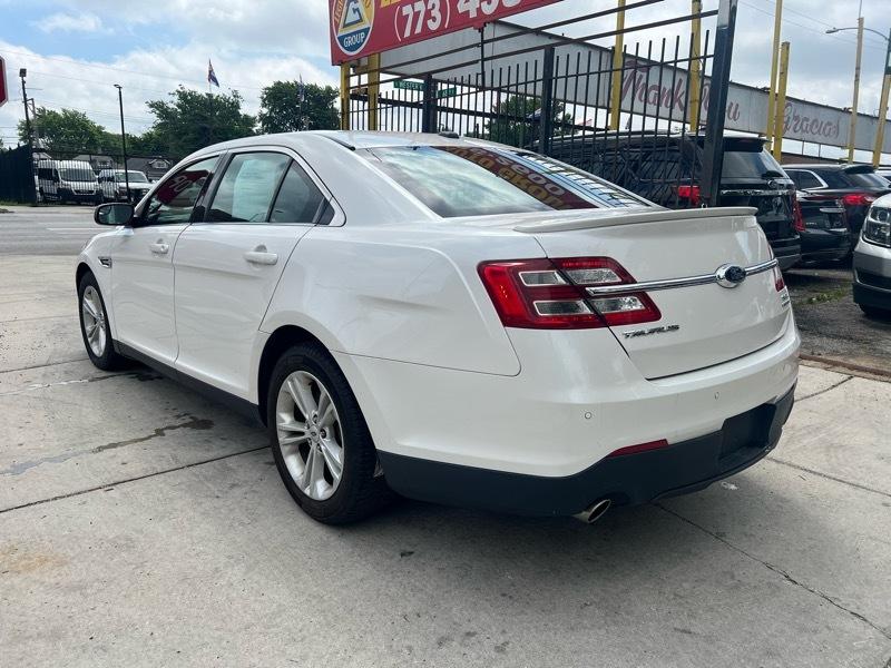 Ford Taurus SEL FWD 2015