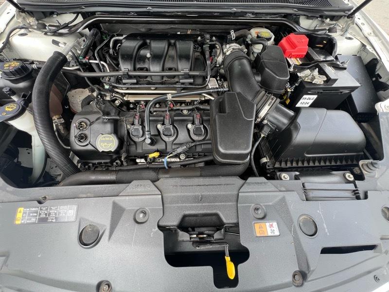 Ford Taurus SEL FWD 2015