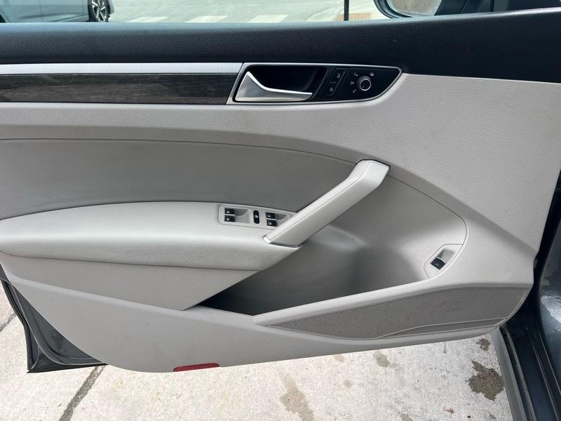 Volkswagen Passat SE 6A 2017