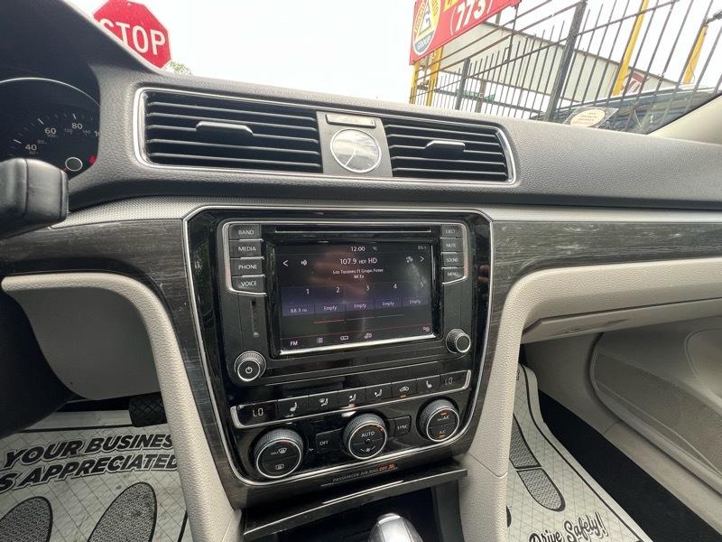 Volkswagen Passat SE 6A 2017