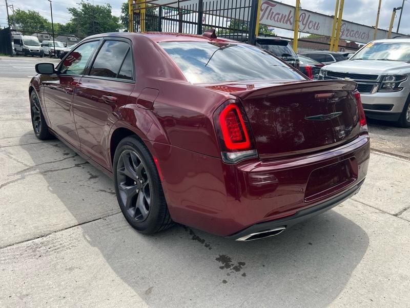 Chrysler 300 S V6 RWD 2021