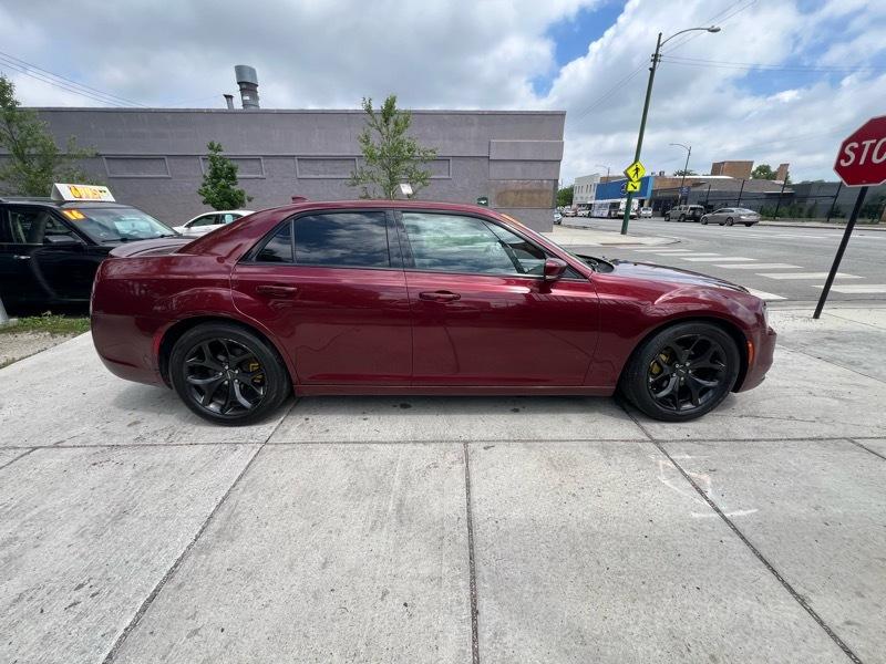 Chrysler 300 S V6 RWD 2021