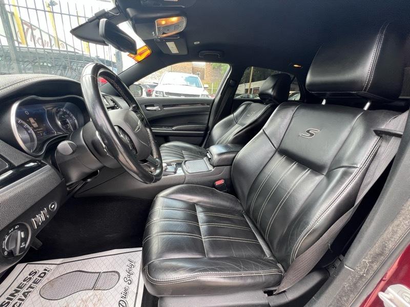 Chrysler 300 S V6 RWD 2021