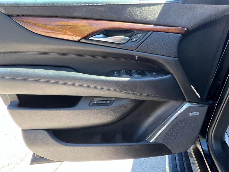 Cadillac Escalade Premium 4WD 2016