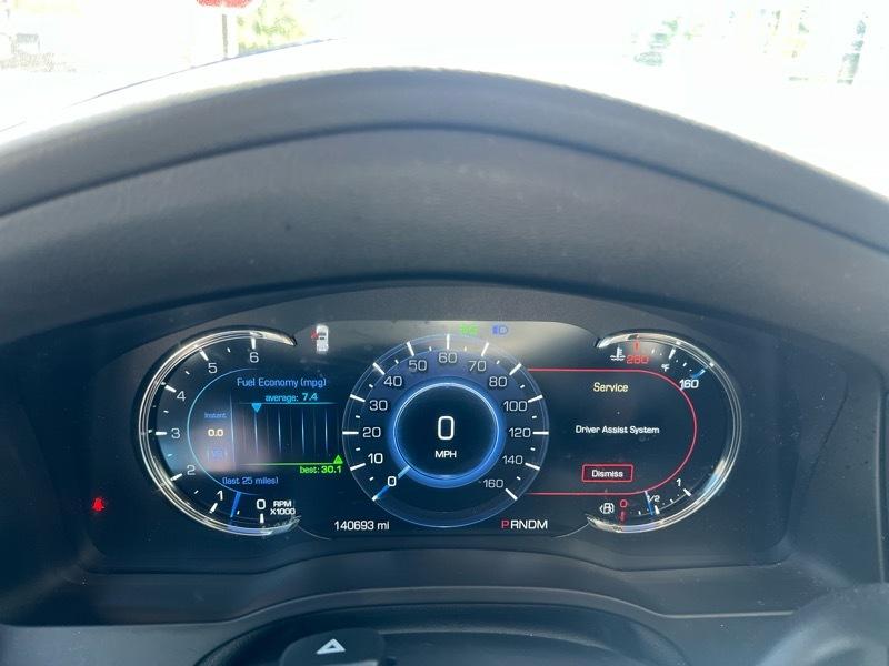 Cadillac Escalade Premium 4WD 2016