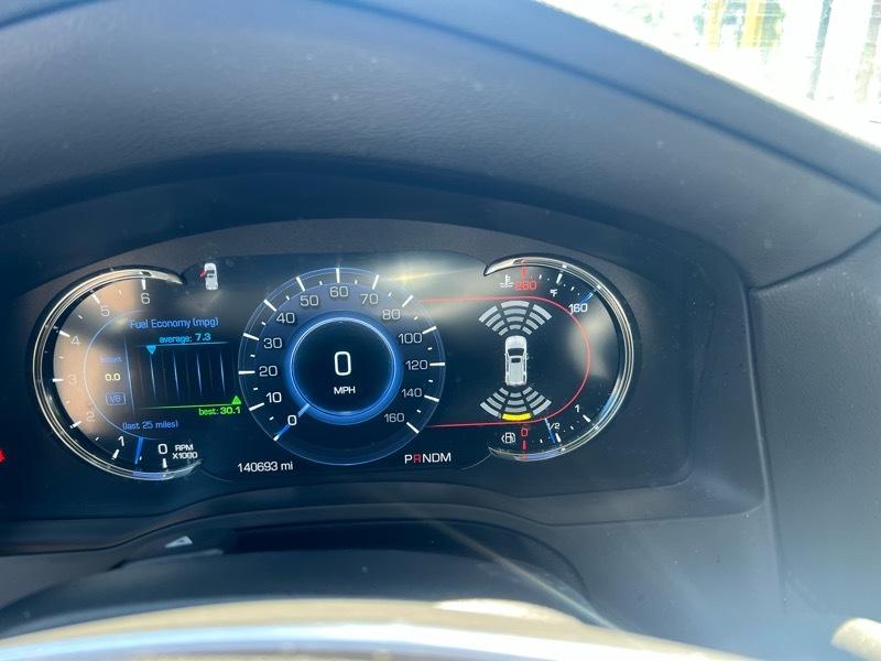 Cadillac Escalade Premium 4WD 2016