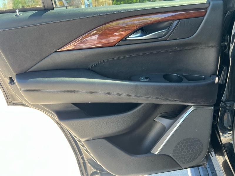 Cadillac Escalade Premium 4WD 2016