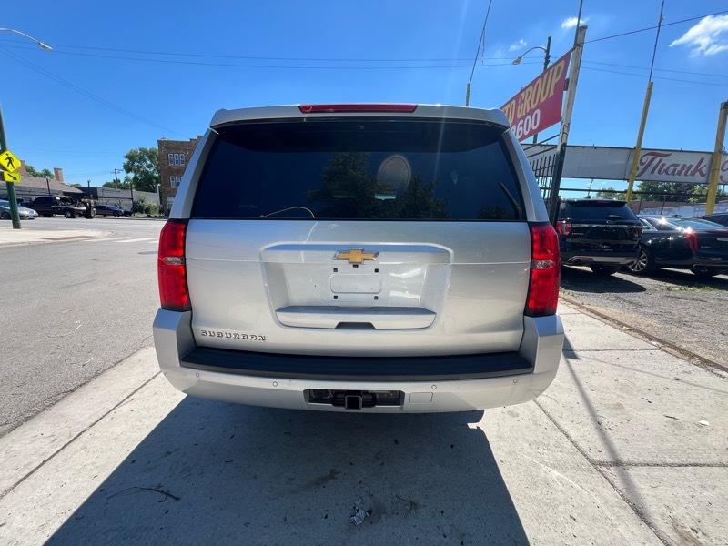 Chevrolet Suburban LT 4WD 2016