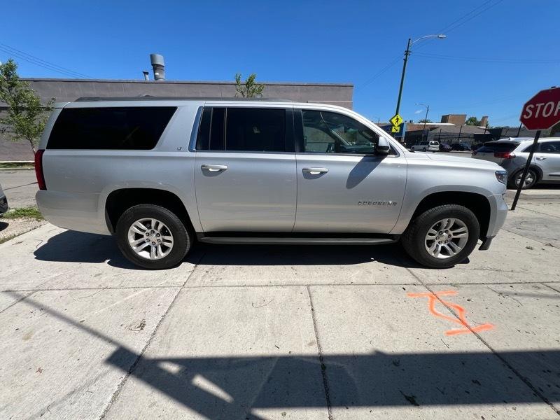 Chevrolet Suburban LT 4WD 2016