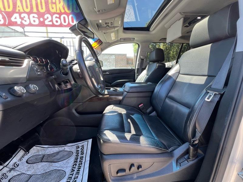 Chevrolet Suburban LT 4WD 2016