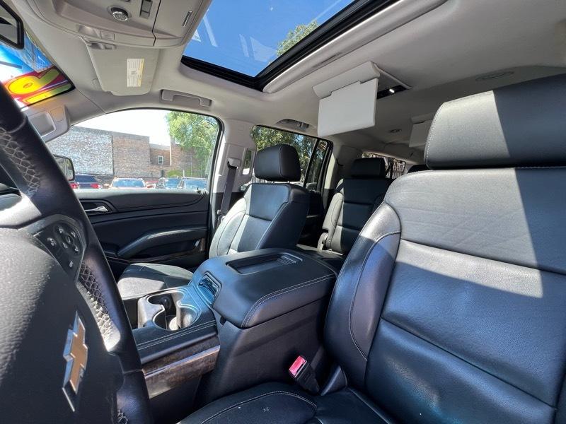 Chevrolet Suburban LT 4WD 2016
