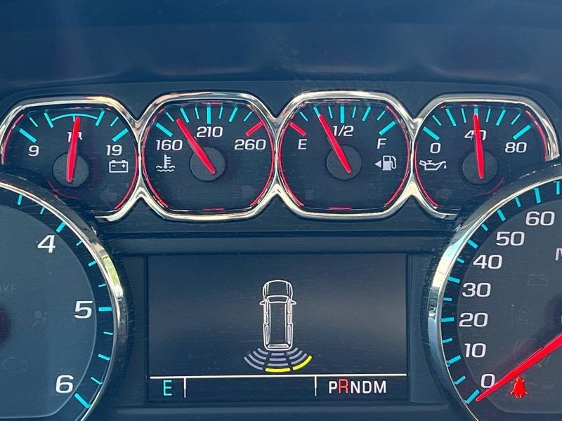 Chevrolet Suburban LT 4WD 2016