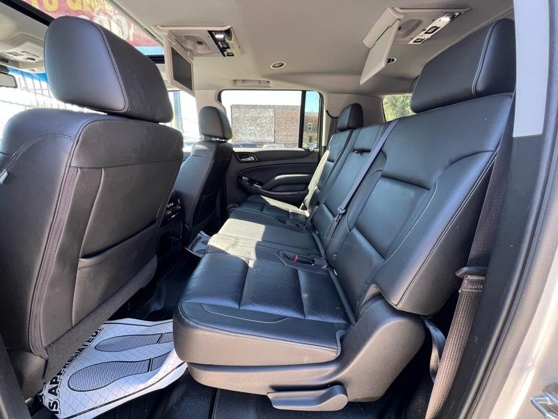 Chevrolet Suburban LT 4WD 2016
