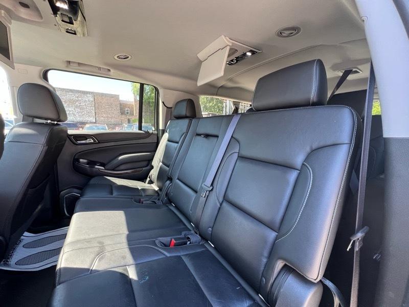 Chevrolet Suburban LT 4WD 2016