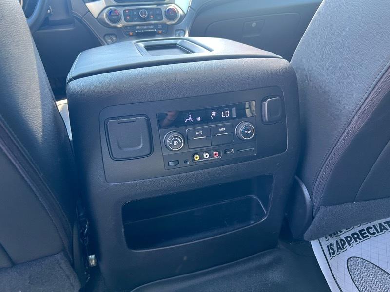 Chevrolet Suburban LT 4WD 2016