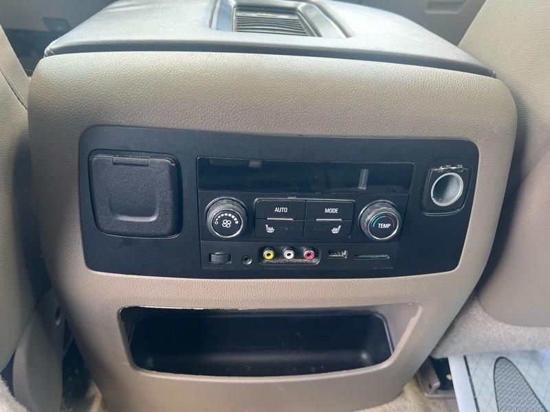 Chevrolet Tahoe LT 4WD 2015