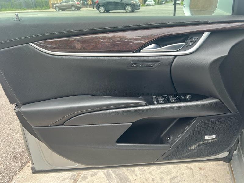 Cadillac XTS Luxury AWD 2014