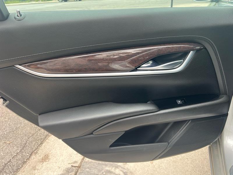 Cadillac XTS Luxury AWD 2014