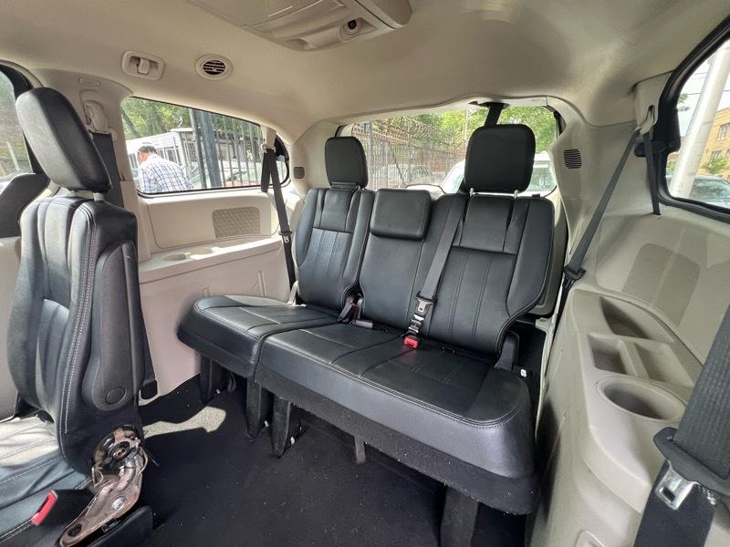 Chrysler Town & Country Touring 2016