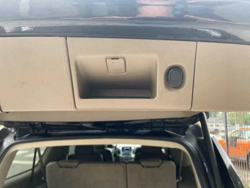 Chevrolet Suburban LTZ 4WD 2016