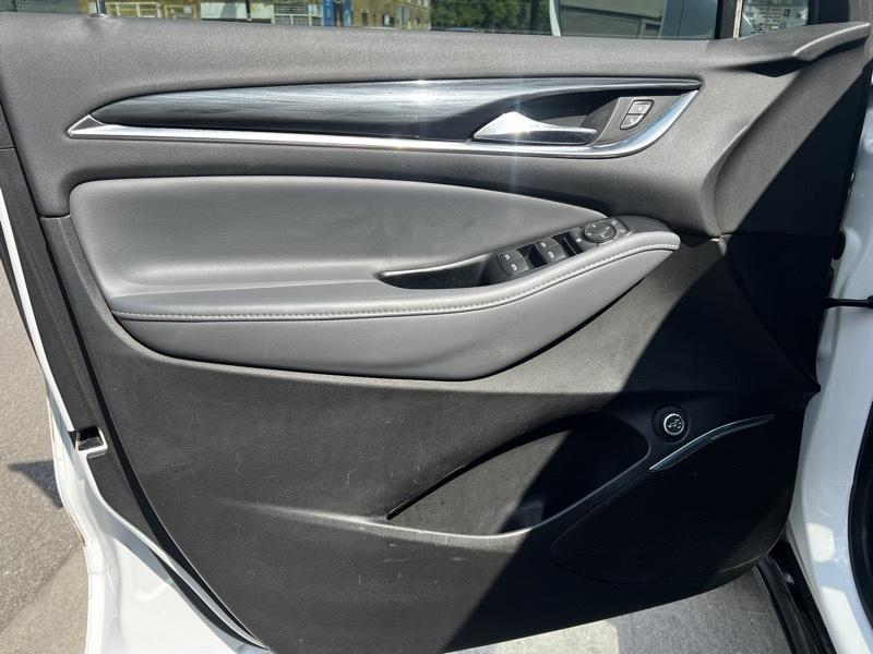 Buick Enclave Essence FWD 2019