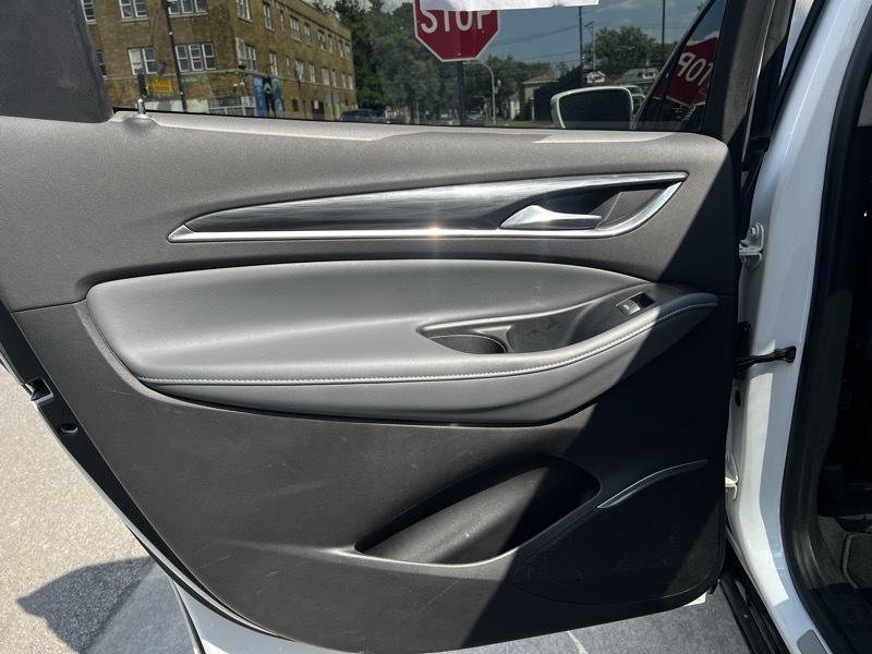 Buick Enclave Essence FWD 2019