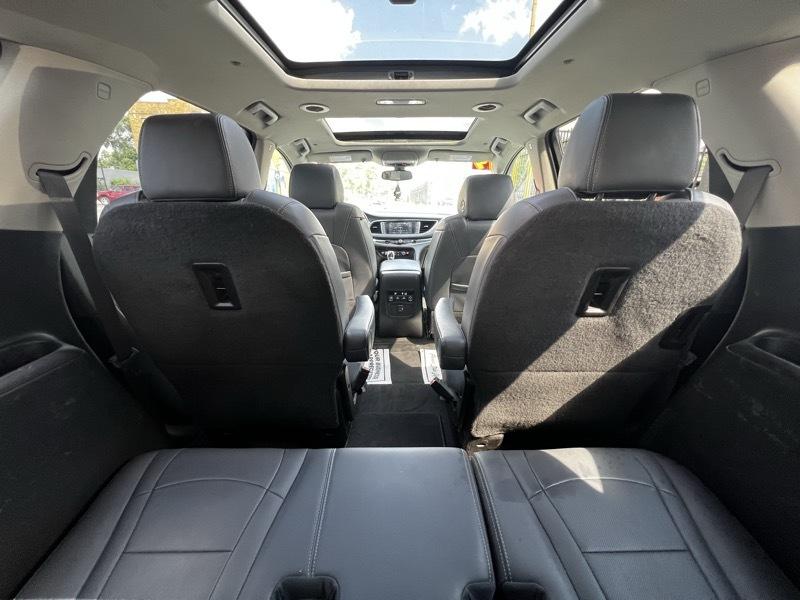 Buick Enclave Essence FWD 2019