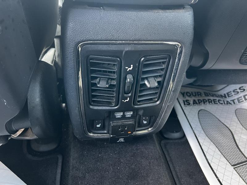 Jeep Grand Cherokee Limited 4WD 2015