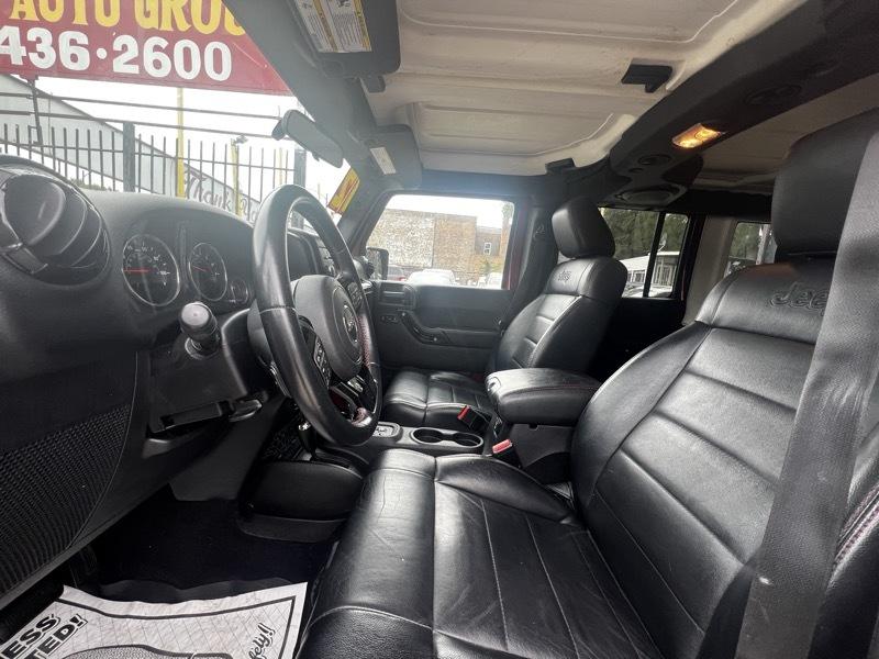 Jeep Wrangler Unlimited Sahara 4WD 2012