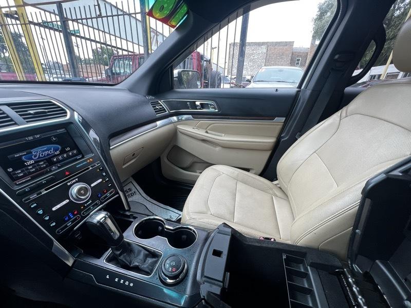 Ford Explorer Limited 4WD 2016