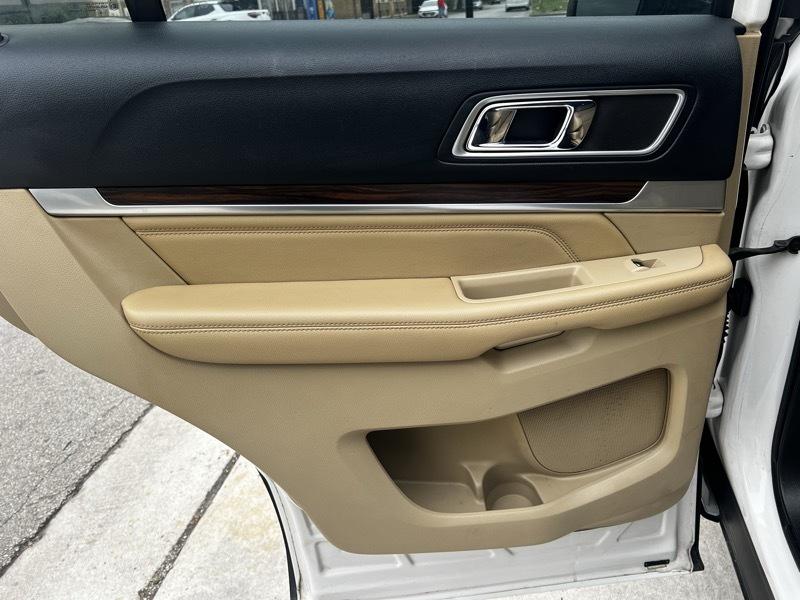 Ford Explorer Limited 4WD 2016