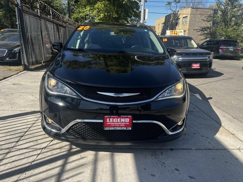 Chrysler Pacifica Touring-L Plus 2020