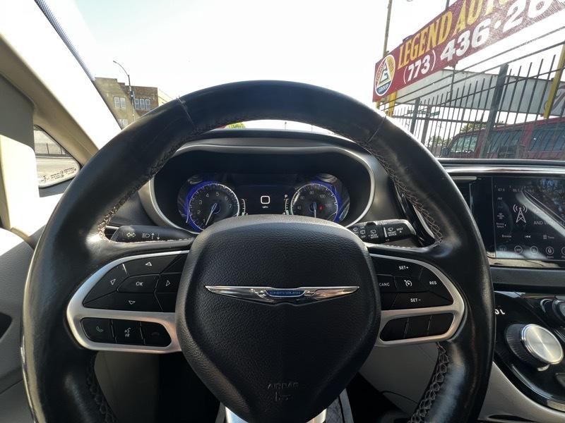 Chrysler Pacifica Touring-L Plus 2020