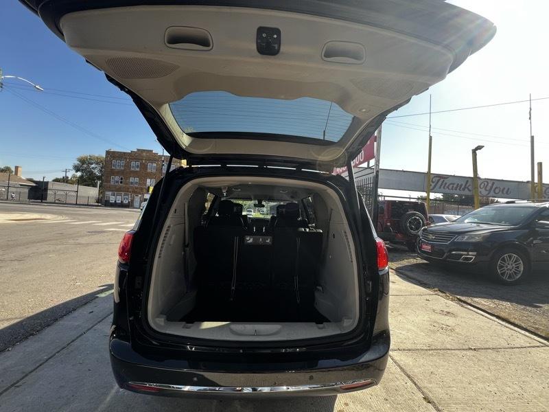 Chrysler Pacifica Touring-L Plus 2020
