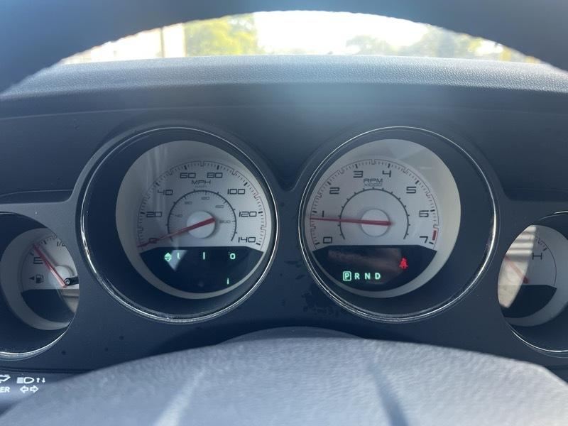 Dodge Challenger SXT 2012