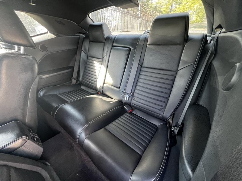 Dodge Challenger SXT 2012
