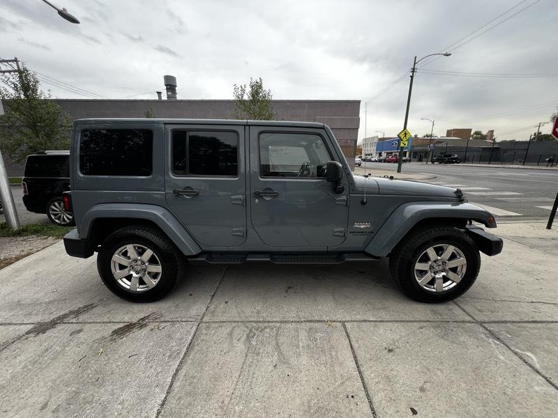 Jeep Wrangler Unlimited Sahara 4WD 2014